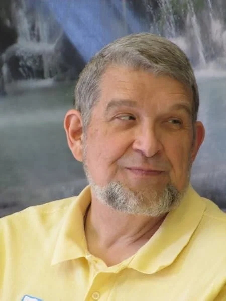 Pastor Thom Shuman